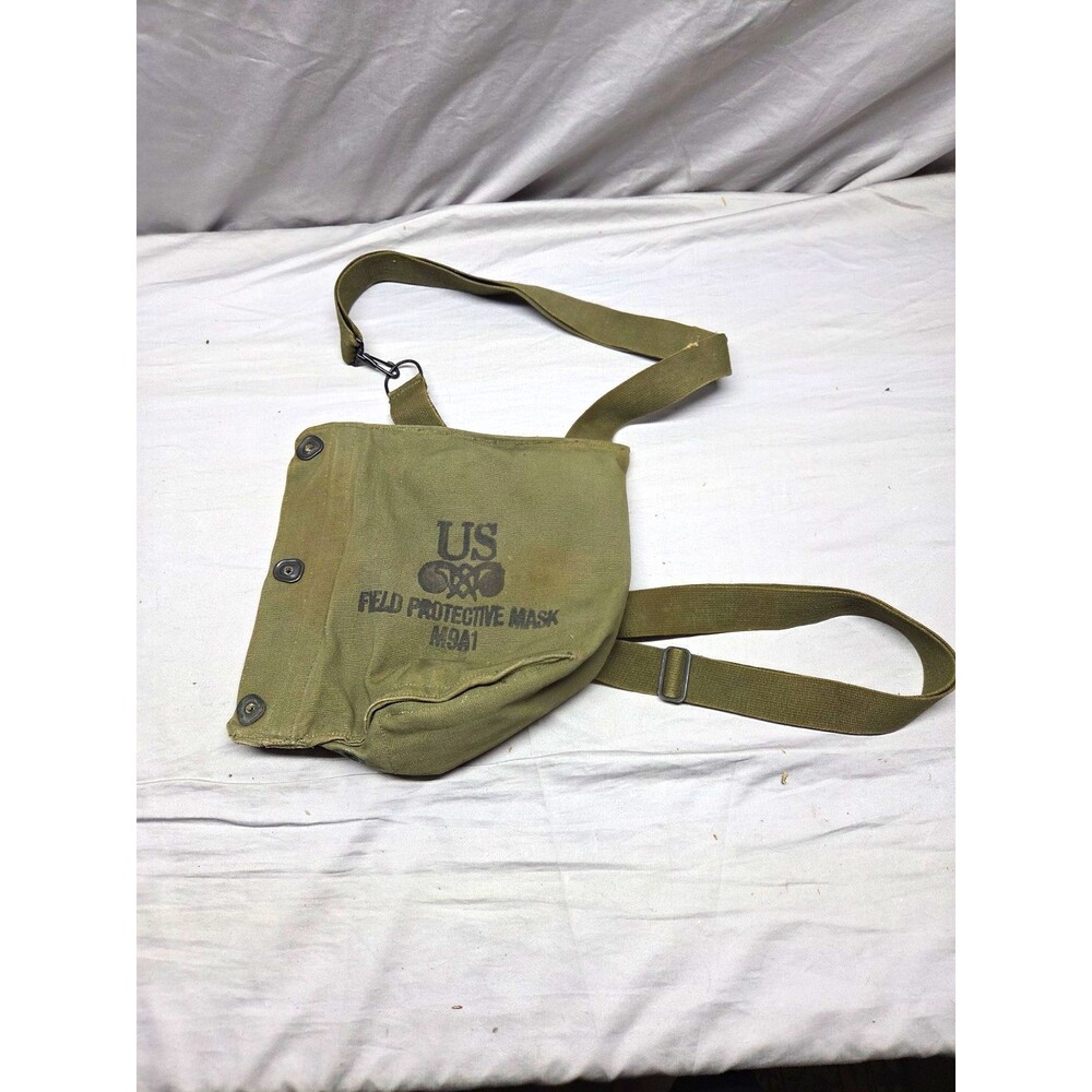 Vintage M9A1 Field Protective Mask Canvas Bag Carrier OD Green US GI Surplus